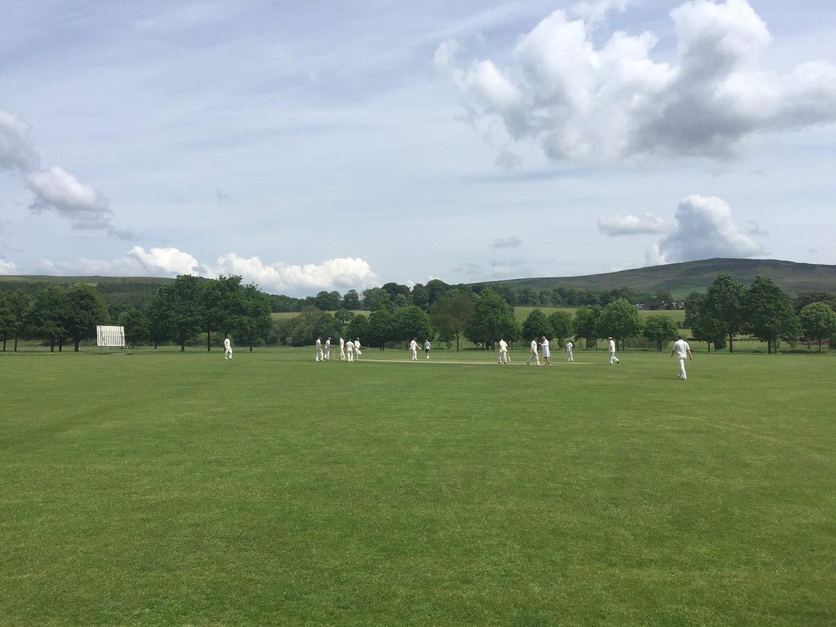 HarrogateCC's tweet photo. The beautiful setting which is @boltonabbeycc @HarrogateCC @HCCStraydogs bad start 23-2 North and Rawlings batting @Nidderdale1894 https://t.co/F2xx4Rvz7M