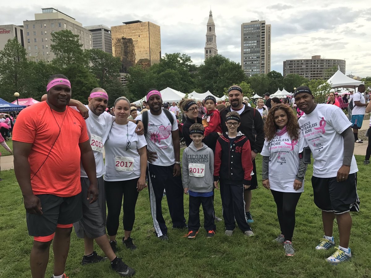 MrRichT1P's tweet photo. Getting ready to run @raceforthecure  @BSTEMhartford #bstemhartford #nerdyforacause https://t.co/mNInZmGRIb