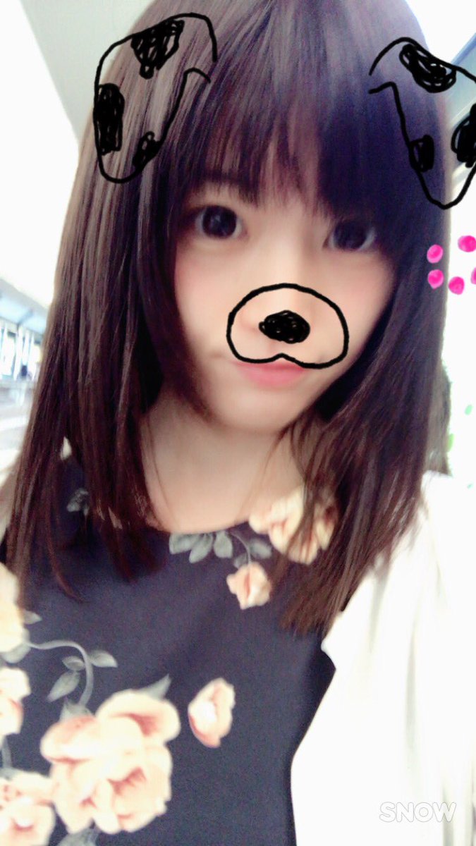 高橋しょう子 恵比寿の美容院で 髪切った 10cm 髪の毛スクとすぐ傷むけど 量が多いからすかないときつい っ 毛先重めにして 傷まないように伸ばしていきます 夏だし ショートにもしたかった