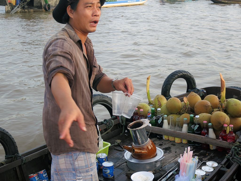 globalcravings's tweet photo. Cai Rang Floating Market and the Mekong Delta, #Vietnam #wanderlust #travel https://t.co/Lr6SbKpVpn