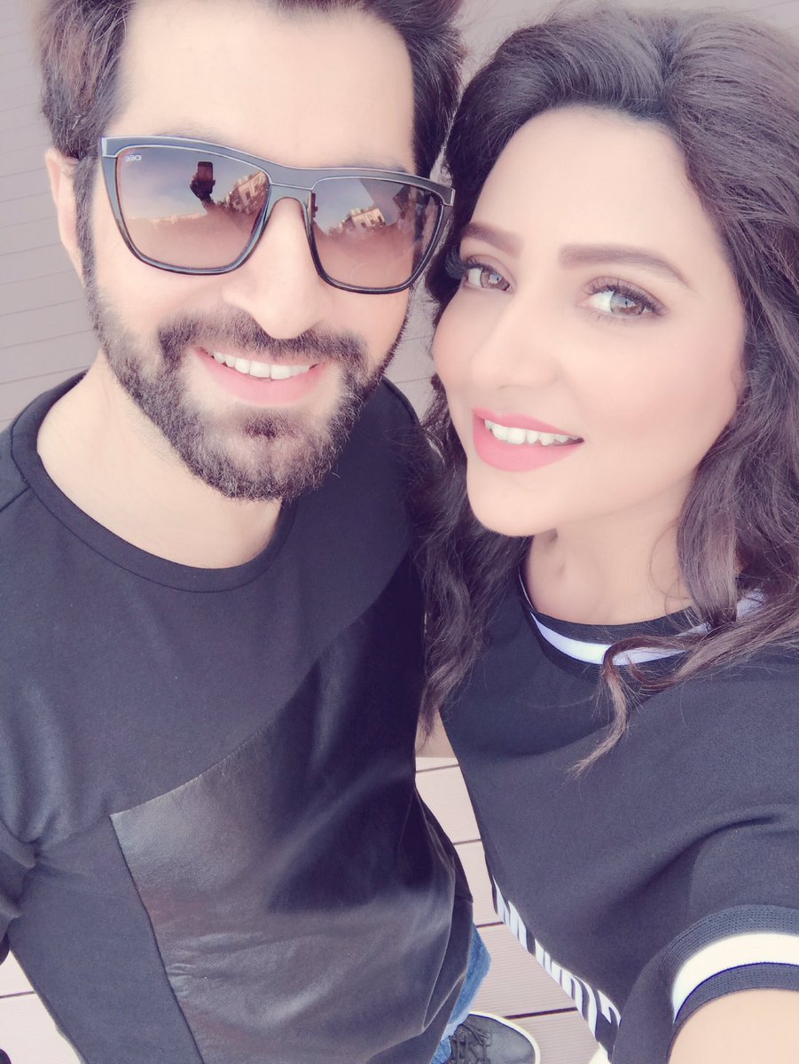 subhashreesotwe's tweet image. Promotion started for #Boss2 with my boss @jeet30