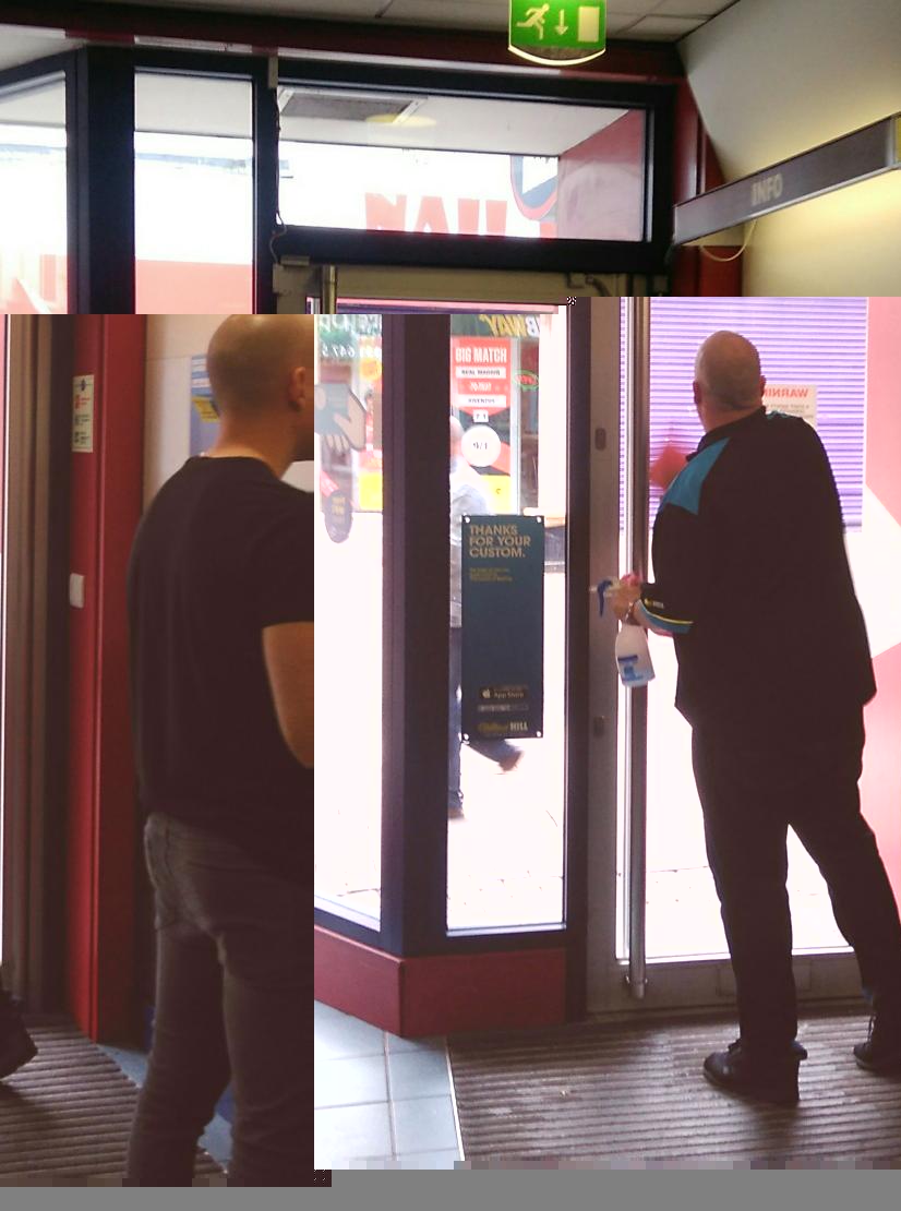 Colin <a href="/CammellLBO1/">CammellLBO</a> getting right into the spirit with brand standards 😀 <a href="/WhJanice/">Jan</a> <a href="/WHRegion6/">Region 6</a> @Stupot1961