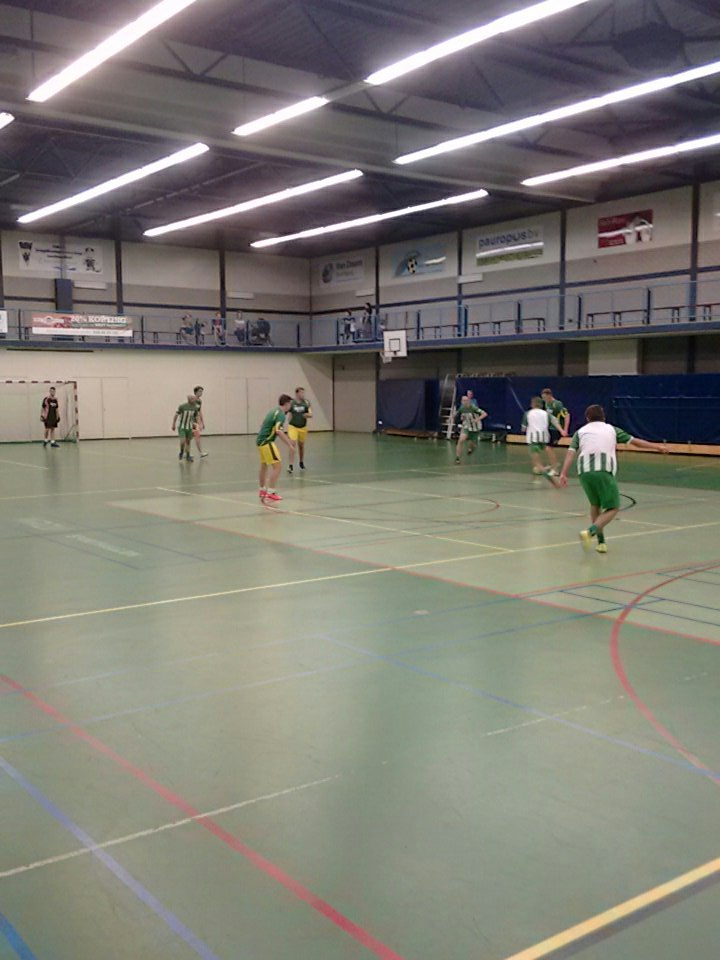 ZV_SC_PECZWOLLE's tweet photo. Derde kwartfinale:
Busje 4 tegen @ZV_SC_PECZWOLLE https://t.co/Z1ScPrHLvd