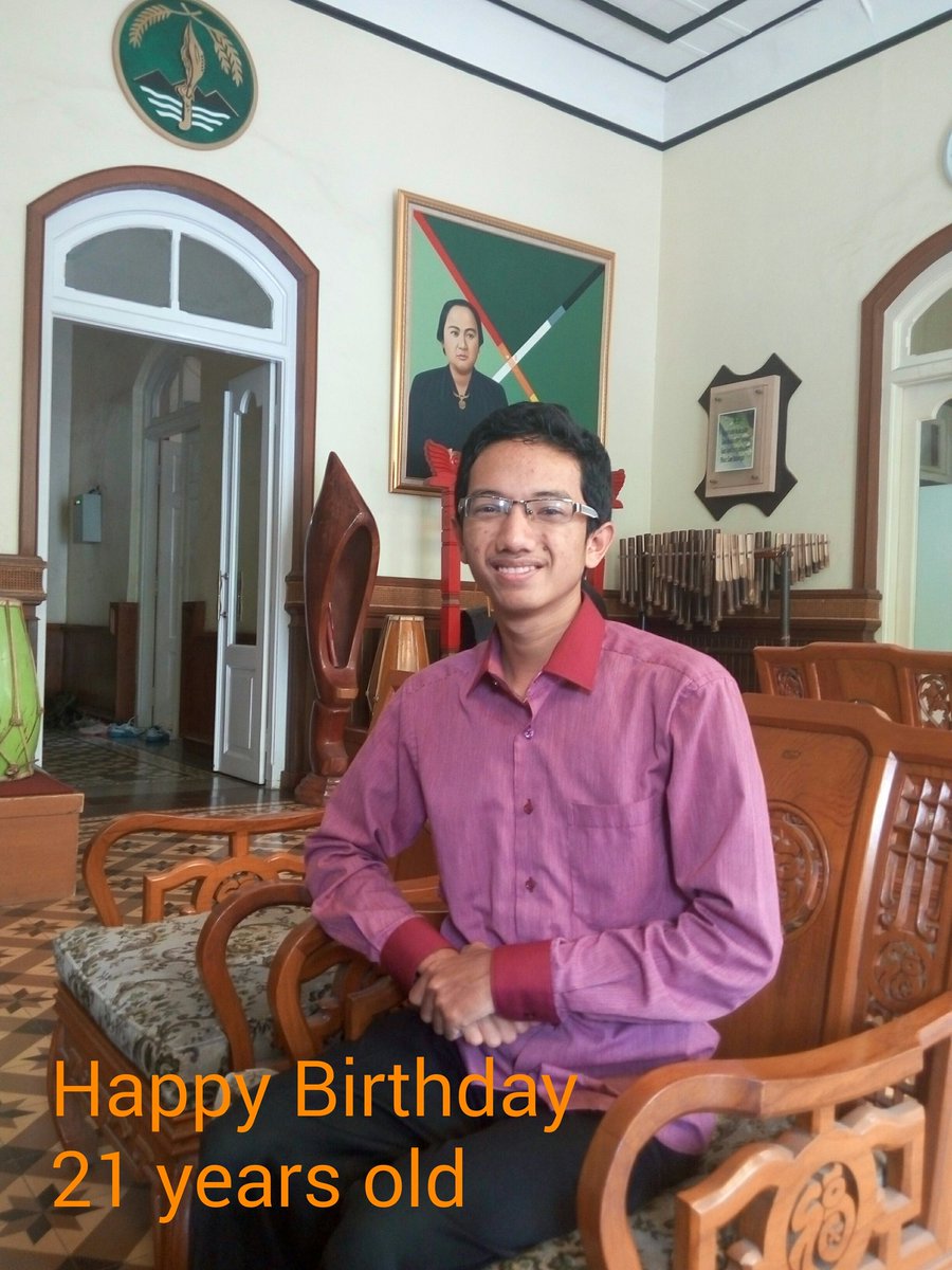 Ulang tahun koordinator Unpas Berkebun
Semoga semakin sehat sukses, dan lancar kuliahnya.
#UnpasBerkebun
#koordinatorUnpas
#Milad21Tahun