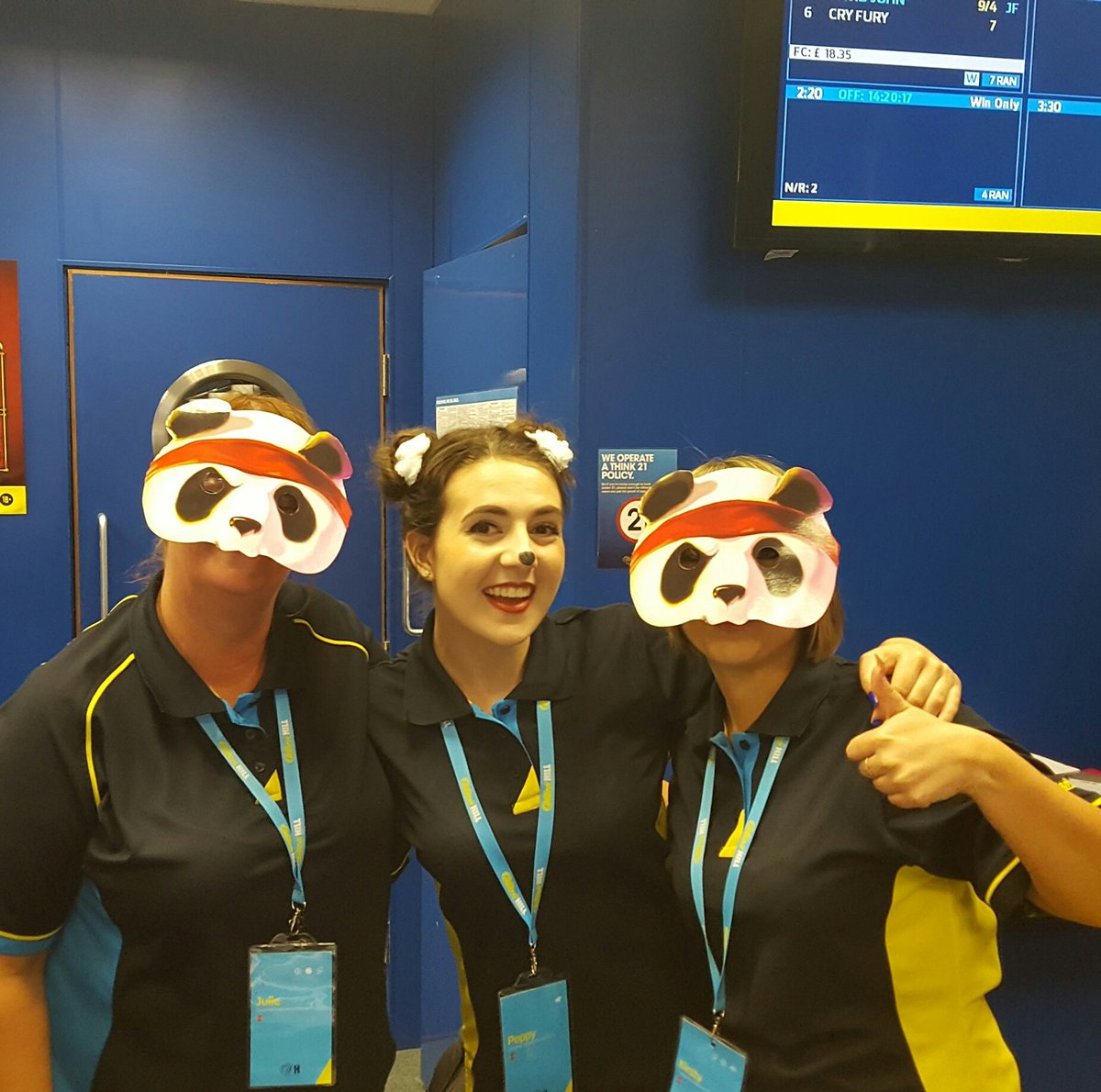 WHRegion9's tweet image. Looking good in Workington for Panda Pow, even better to be greeted at the front door when I walked in by a Panda #greatservice 🐼