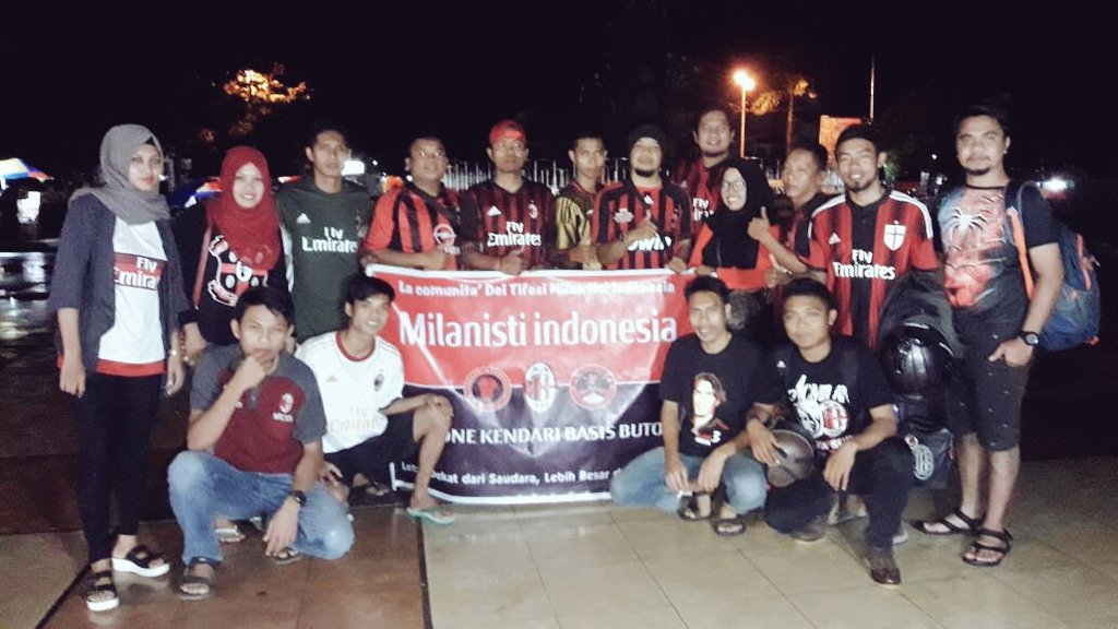 Tks untuk saudaraq yg sudah meluangkan waktunya di acara kopdar sekaligus buka puasa bersama di Kamali beach. 
#kamimilanisti
#ForzaMilan
