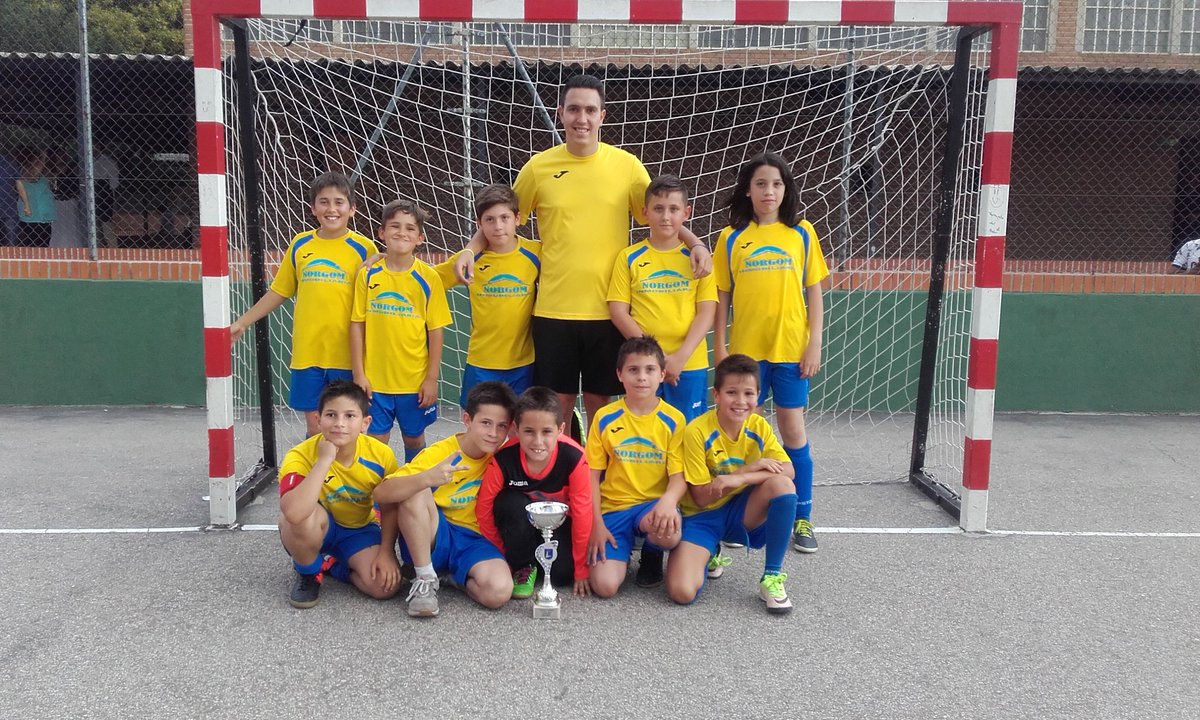tafutb's tweet photo. La Rioja campeón del Trofeo de fútbol sala Tajamar en categoría Benjamin celebrado ayer por la tarde. Enhorabuena https://t.co/NOwQr2kq1B