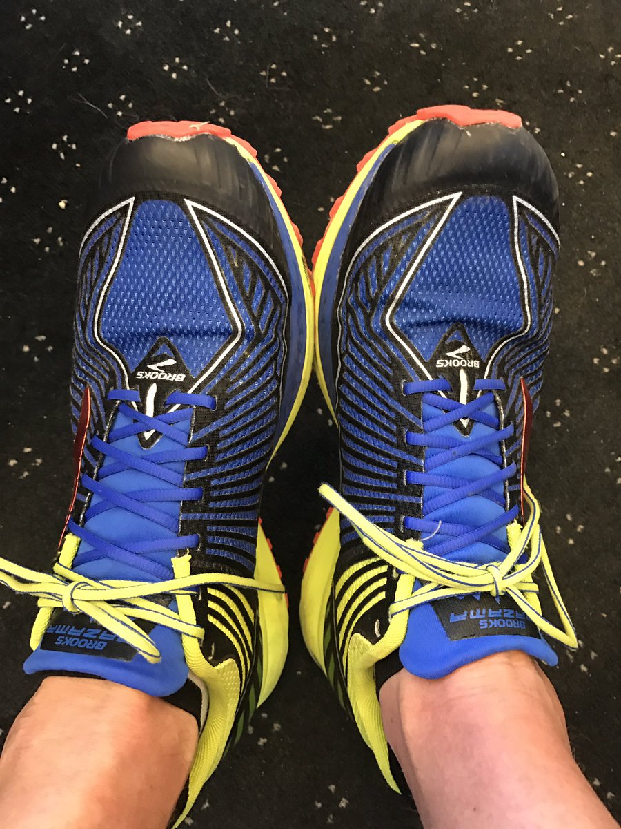 chrissiesmiles's tweet photo. Love love love my new @brooksrunning Mazama trail shoes! https://t.co/8DMphlscv7