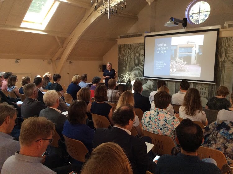 Exeterlearning's tweet photo. 'Hosting the space to learn' - speaking @UniLeidenNews #redesigninglearningspaces https://t.co/yziN7bhtF9
