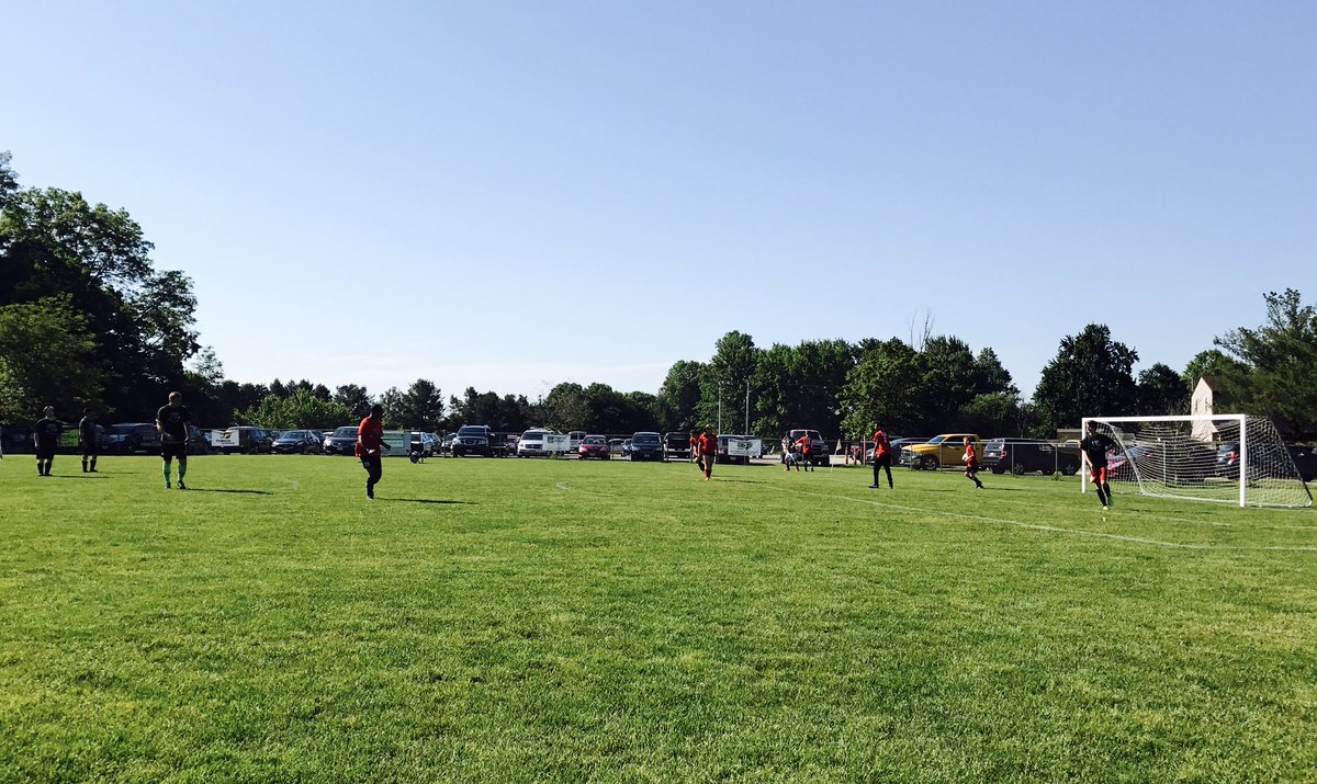 soccermom3123's tweet photo. Great last weekend of HS Rec League ☀️⚽️☀️⚽️ #NRASL #sportsmanship #funsoccer @nraslsoccer https://t.co/sPPQ9z6jNx