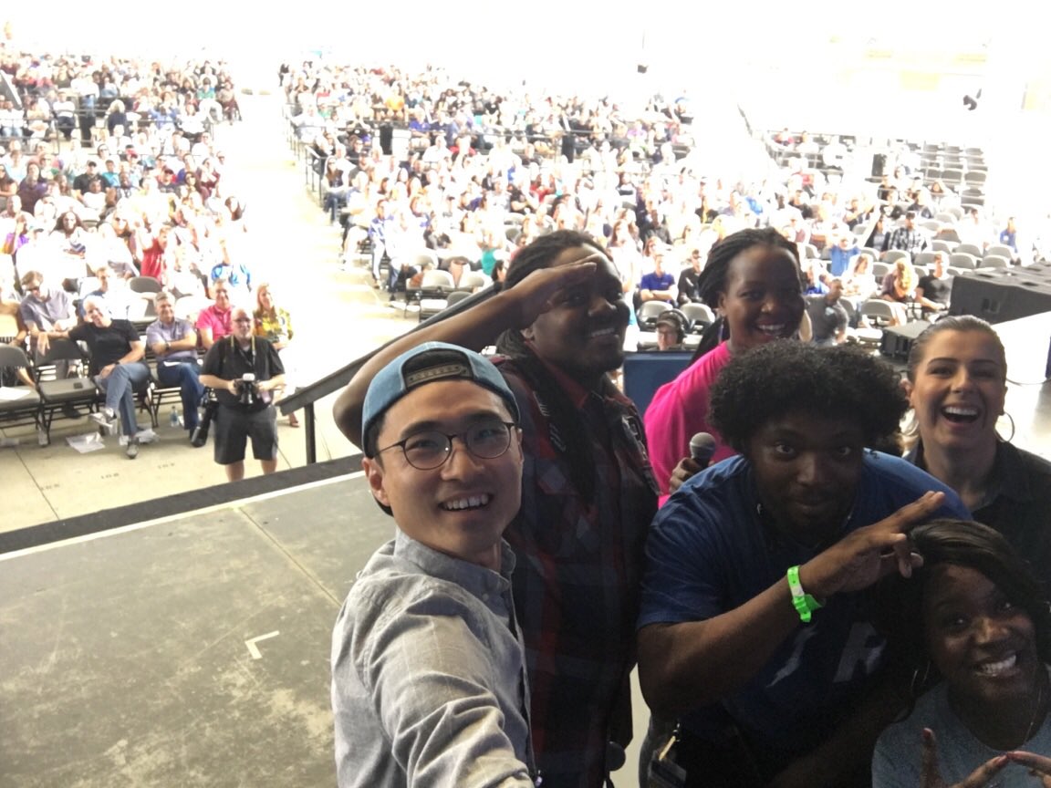 mlarac's tweet photo. #wats2017 selfie #SaturdayMorningMeeting #WalmartShares https://t.co/bKKkkXiVrC