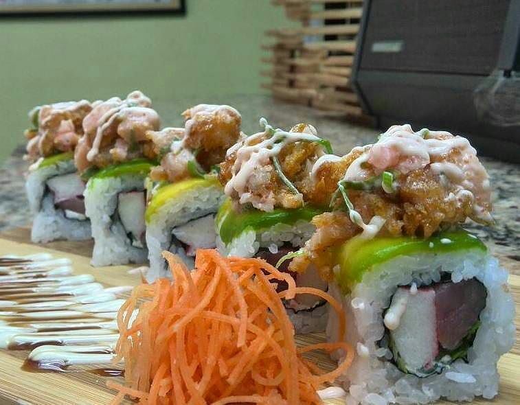 elmenuvirtual's tweet photo. Toma fuerza y sonríele a la vida... especialmente si espera que ésta se sonría de vuelta 😏 @sushideliveryve
¡¡Feliz regreso a casa #sushilo… https://t.co/MpWtgPe2Je