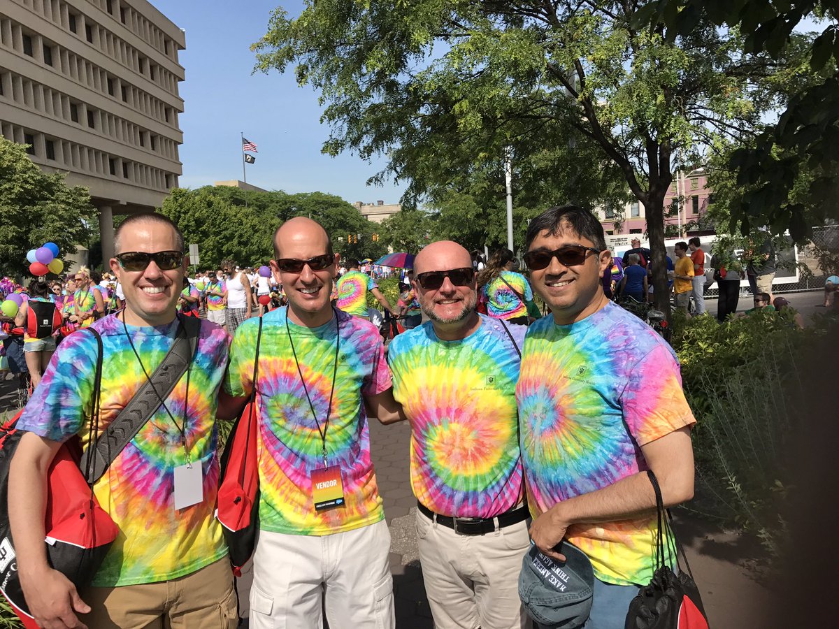 PedsEM's tweet image. Great day to represent @IUHealthTeam @IUSMEmergMed @IUEMAdvocacy @IUMedSchool at #IndyPride #StatewidePride @IU_Health @indypride