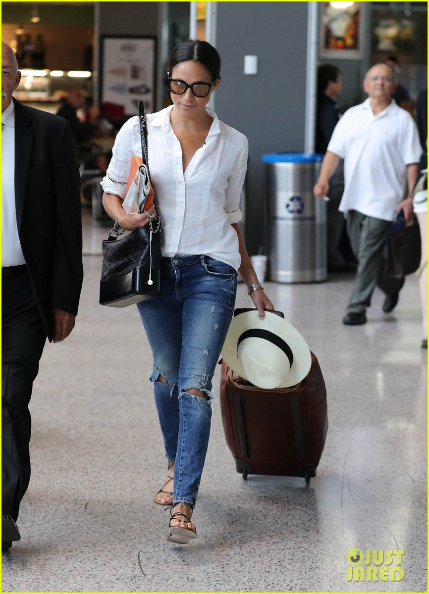 Texas wearing distressed jeans 