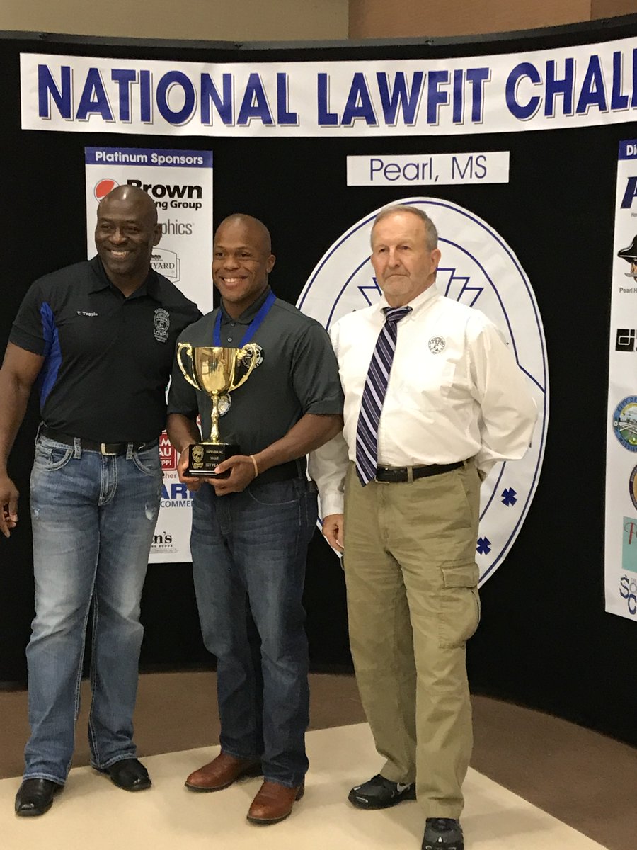 lawfitchallenge's tweet photo. LawFit’s Top Competitor Derrick Scott from MDWFP! #LawFit2017 https://t.co/owI5mV51mP