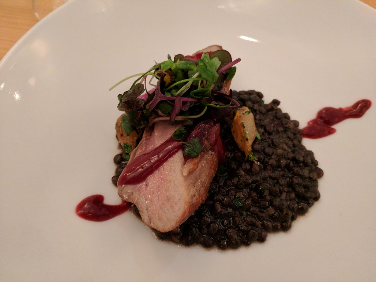 globalcravings's tweet photo. Had a night out Wine Vault and was pleasantly surprised. 3 course &amp; #wine pairings.  #paella #beef #shortribs #duck #winepairings https://t.co/0H4eWqfR45