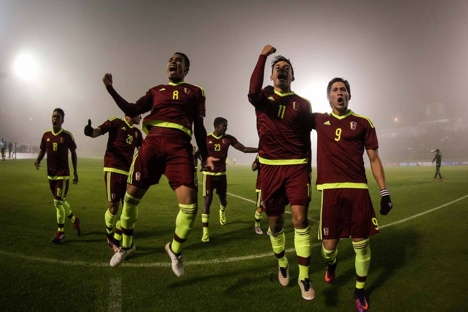 OlmosToday's tweet photo. La selección q n tiempo de crisis hace q haya unión n los #venezolanos, tngo la sensación q este mundial ganamos #VinotintoSub20 #OlmosToday https://t.co/98Hop5vUD0