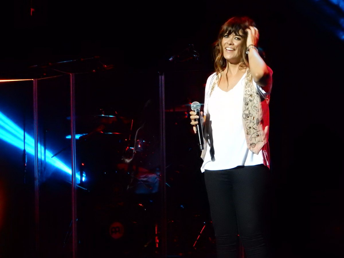 janimarlu's tweet photo. .@vanesamartin_ Buenas Noches #Bilbao #munaydirecto #munay https://t.co/SxUFJwdVlH
