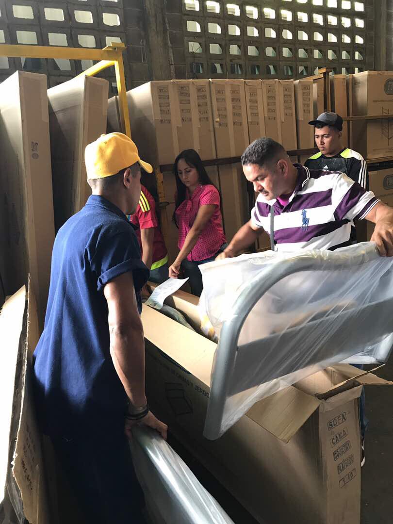 corpovex_VE's tweet photo. #Corpovex realiza agenciamiento aduanal de #faveca para exportación de muebles hacia Panamá. https://t.co/K6I0Ax1jRB