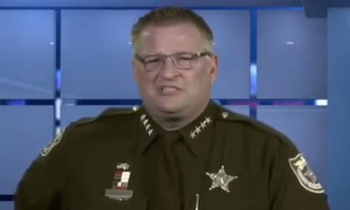 BIZPACReview's tweet photo. ‘This is war, you better be prepared’: Fla sheriff tells citizens to arm themselves, fight back against terrorists https://t.co/zZKLNXXAIw https://t.co/WRvI5iuhCy