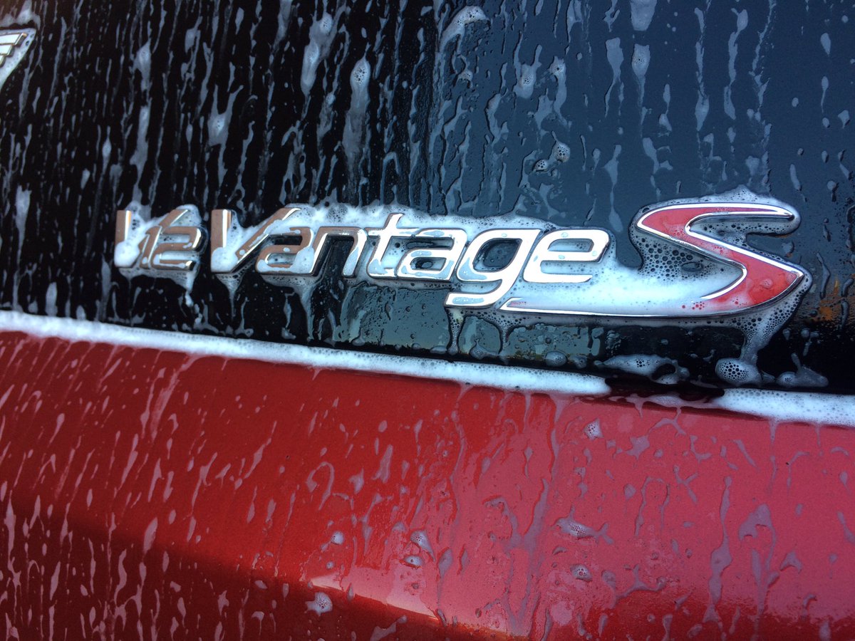 OrrellAutoDet's tweet image. #Aston #Astonmartin V12 VantageS #snowfoam #detailing #wigan 🇬🇧