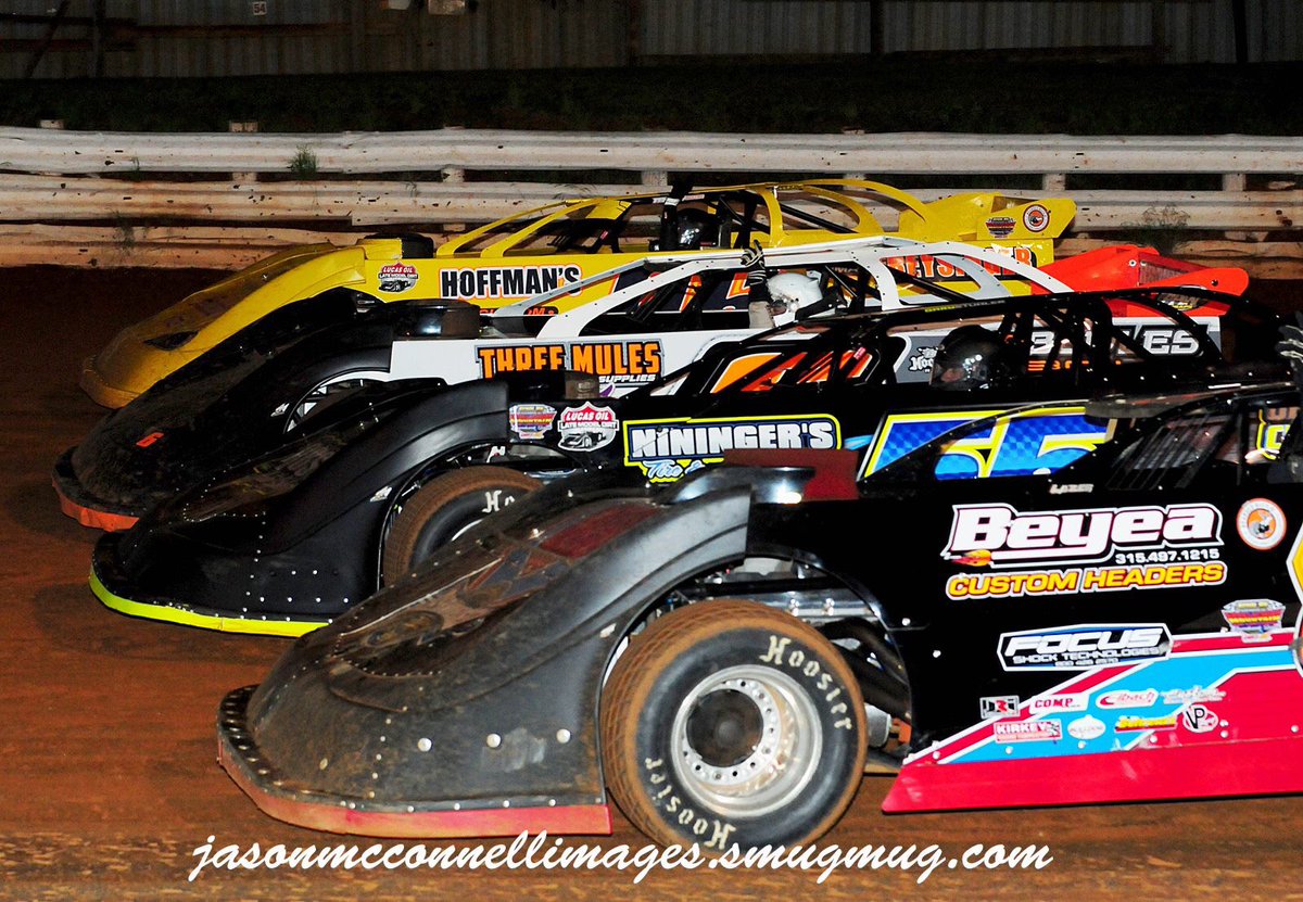 Jason_T_McC's tweet photo. Super Lates last night @WilliamsGrove @AppMtnspdwk #thegrove @JeffRine2J @eckert24 #Lupfer #4wide https://t.co/dnfCvCjKDF