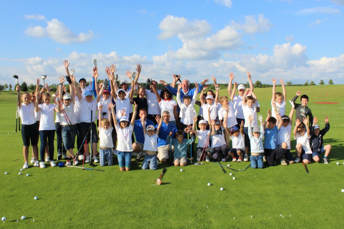 MerigniesGolfCC's tweet photo. Fête de l'Ecole de Golf dimanche 11 juin de 15 à 18h. 
OUVERT A TOUS - GRATUIT: démos,initiations,concours, barbe à papa,animations, tombola https://t.co/diXherL6LO