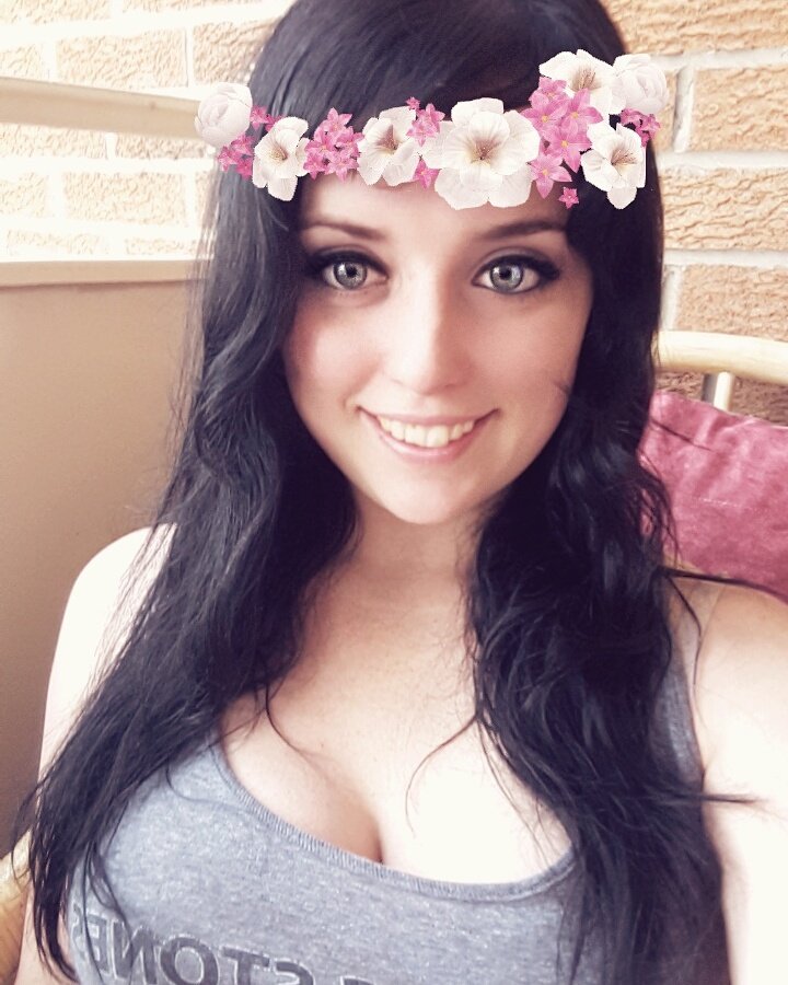 ChloeAtweets's tweet photo. Oh my goodness it's such a nice day! #snapchatselfie #summerishere #summer2017 #sunny https://t.co/9keigXEIEk