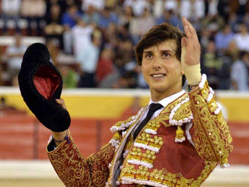 CRÓNICA BRIHUEGA. «Roca Rey salva la ‘juanpedrada’ de Brihuega», por <a href="/alb_bautista/">Alberto Bautista</a>... en porelpitonderecho.com/toros-en-clm/r…