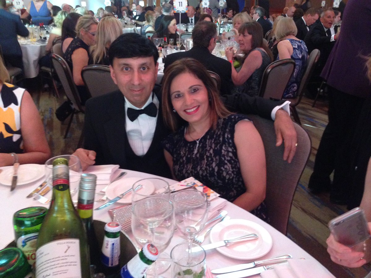 boldmerePO's tweet image. Having a great time on table 4