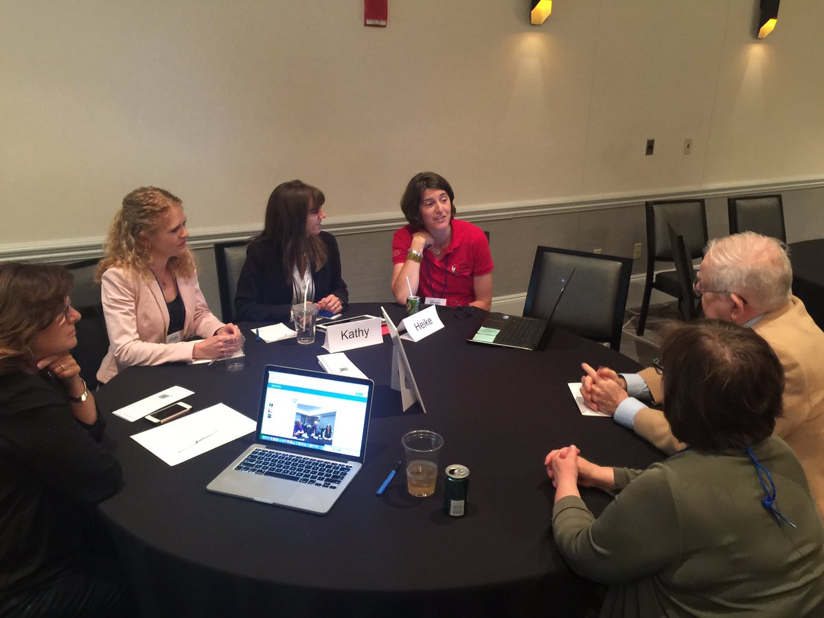 TextandAcademic's tweet photo. #2017TAA conference attendees participate in roundtable discussions on first-year academics, publishing contracts &amp; more! https://t.co/0YUr5kqgY4
