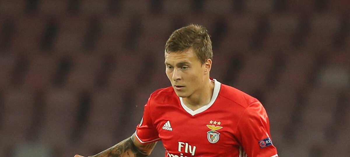 DeadlineDayLive's tweet photo. DEAL DONE: Manchester United have confirmed the signing of Victor Lindelof from Benfica subject to a medical. (Source: @ManUtd) https://t.co/hmt4h4psRH
