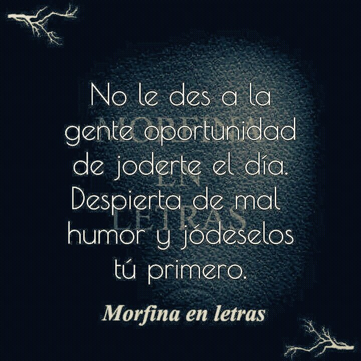 KeylyLuz's tweet image. Nunca dejes que vengan a joderte primero jodeles tu primero 👉😂😂😂👈