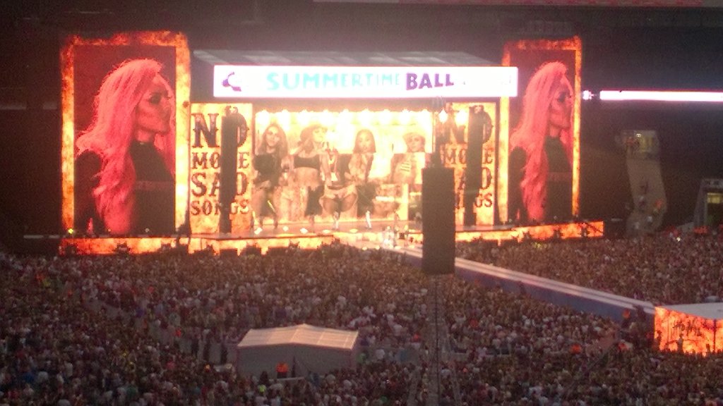 donovanpinto's tweet photo. #STBStage #CapitalSTB #LittleMix and screaaaaammmmmm https://t.co/90SbZl8EJi