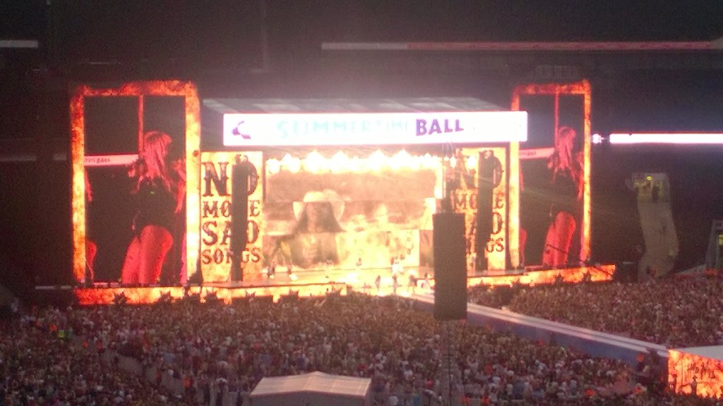 donovanpinto's tweet photo. #STBStage #CapitalSTB #LittleMix and screaaaaammmmmm https://t.co/90SbZl8EJi