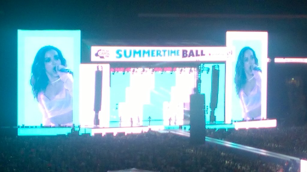 donovanpinto's tweet photo. #STBStage #CapitalSTB #LittleMix https://t.co/72sCdEngRO