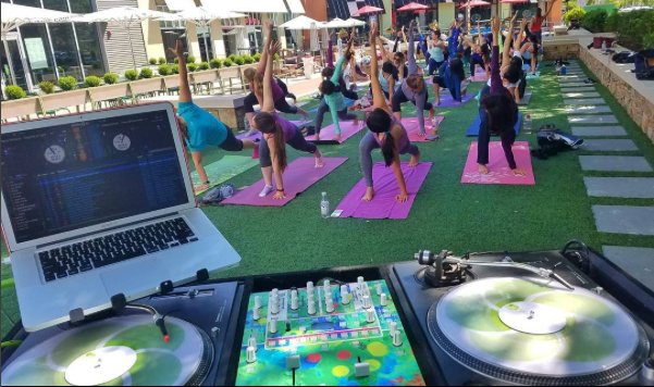 Complimentary Yoga on The Green continues tomorrow morning at 9:30am with <a href="/lululemon/">lululemon</a> &amp; <a href="/YogaWorks/">YogaWorks</a> &amp; beats provided by <a href="/DJSprino/">DJ Sprino</a>