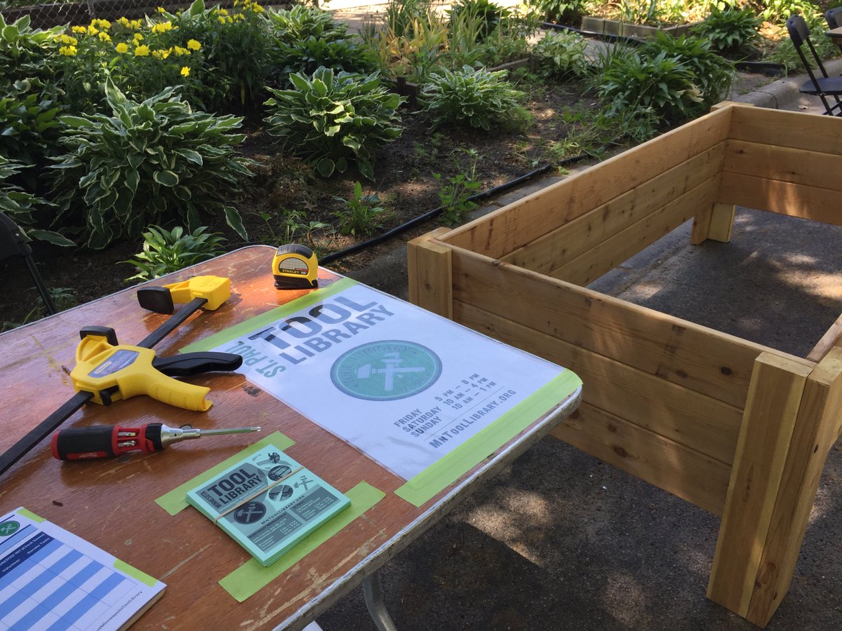 StpToolLibrary's tweet image. Representing the Minnesota Tool Library and talking about raised garden beds at an event in #Frogtown with @tchabitat and @NWHomePartners