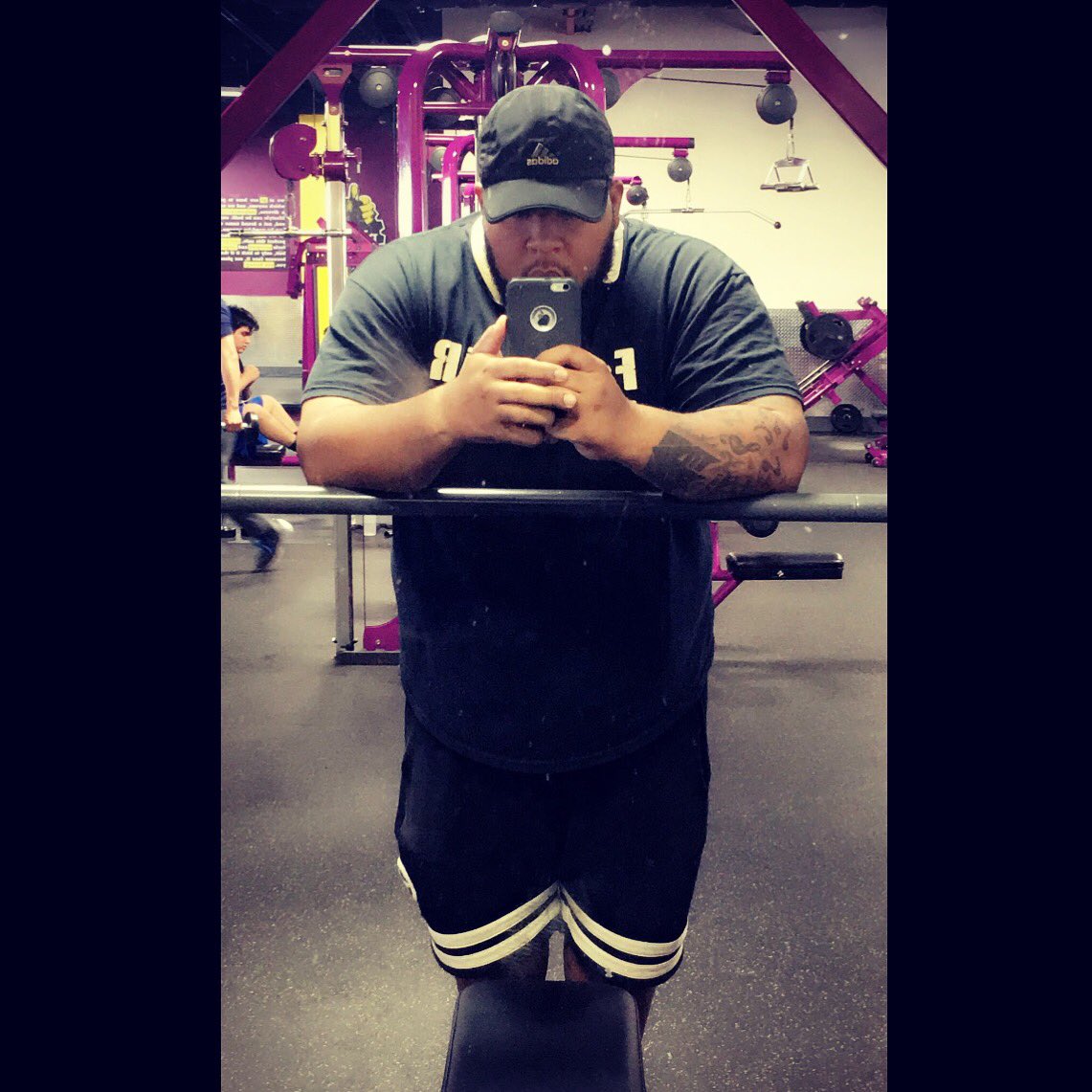selfmadejoey_'s tweet photo. Puttin in that weekend work #clearmind #sci_fi_lyfe #sfod #scifivstheworld #campnowhere #sfoe #sfod #wavegod #wave #surfgod #surfklub https://t.co/VSAKqR7syb