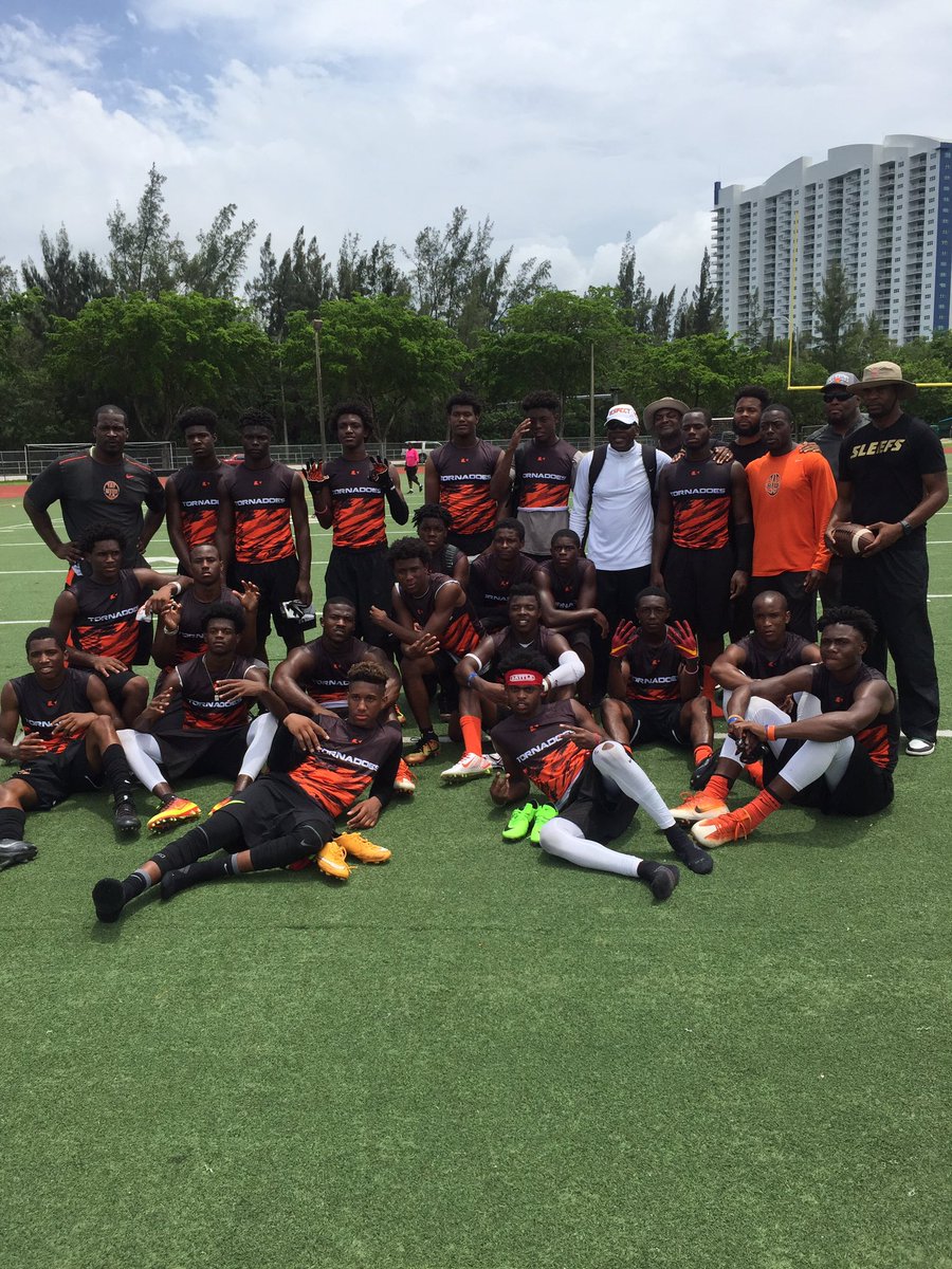 Coach_Stork's tweet image. 7v7 Presented By @sleefsfootball 
Another 7v7 Championship We Added To The Trophy Case #DevelopmentIsKey #BeatYourOneOnOnes #BookerTFootball