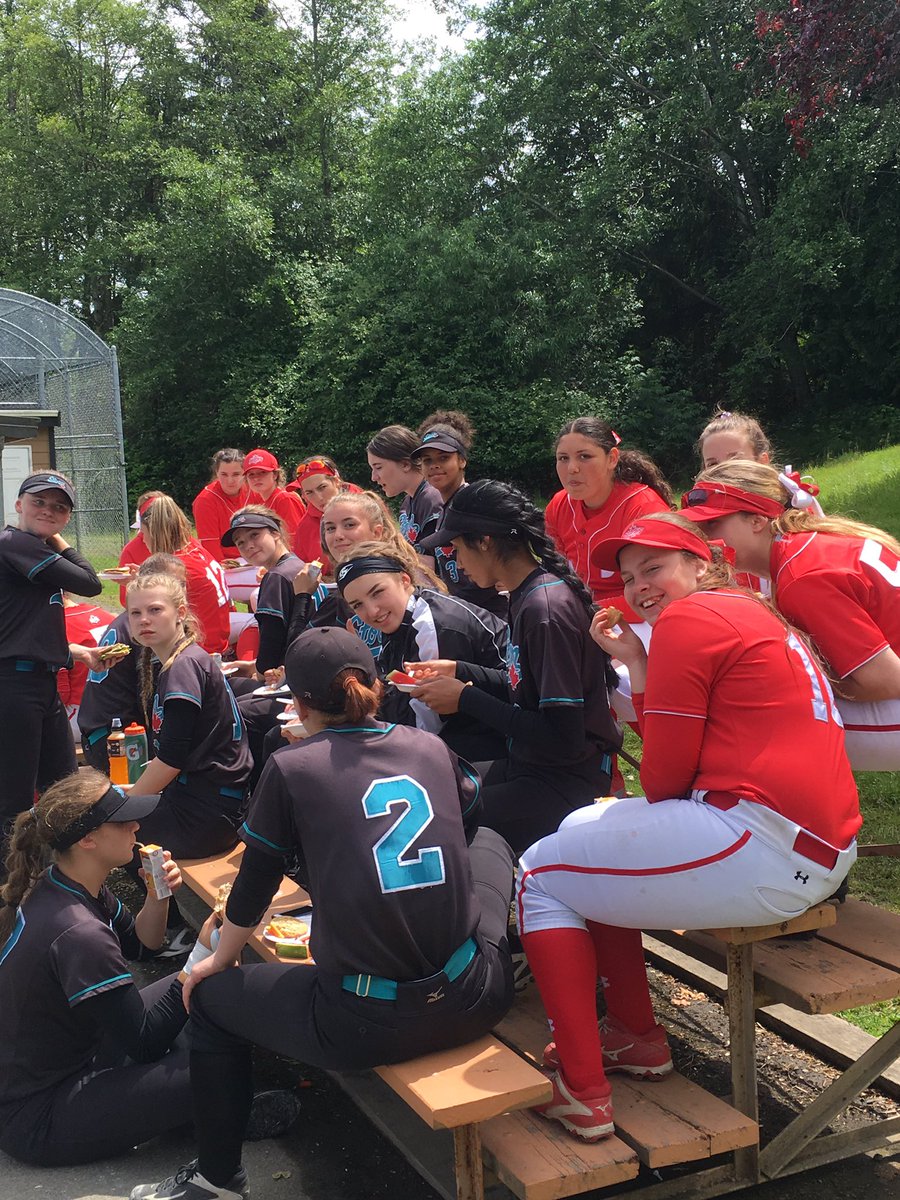 <a href="/VicDevils2002/">VictoriaDevils2002</a> and @SurreyStorm02A fueling up together before game 2.