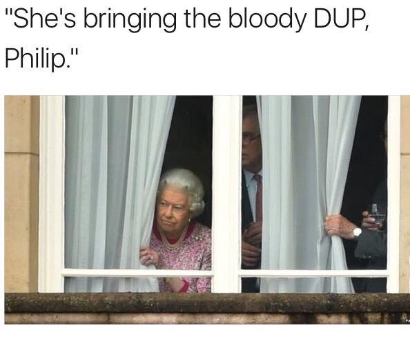 PMsQuestions's tweet photo. @Queen_UK https://t.co/q9NEPAOZyP