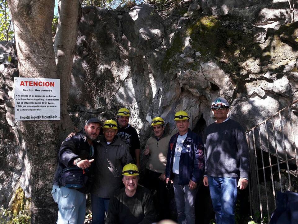 FSilvaFacetti's tweet photo. #Gruta14deJulio en la comunidad de #3Cerros #Vallemi #DptoCONCEPCION. Grupo De Expedicionarios Luqueños https://t.co/pAoXfsGZVI