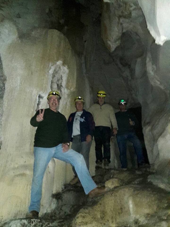 FSilvaFacetti's tweet photo. #Gruta14deJulio en la comunidad de #3Cerros #Vallemi #DptoCONCEPCION. Grupo De Expedicionarios Luqueños https://t.co/pAoXfsGZVI