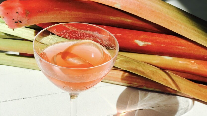 #WorldGinDay you say? Boy do we have the cocktail for you! eatnorth.com/eat-north/whit…