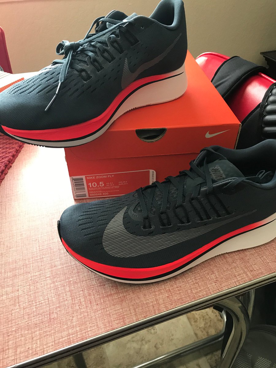 MichaelRunsUSA's tweet photo. Ummm...these @nike @NikeRunning shoes just arrived. Can I say I know what I'm running in tomor. #zoomfly #ihaveashoeproblem 🏃🏻👍🏼 https://t.co/zdcVv03ING