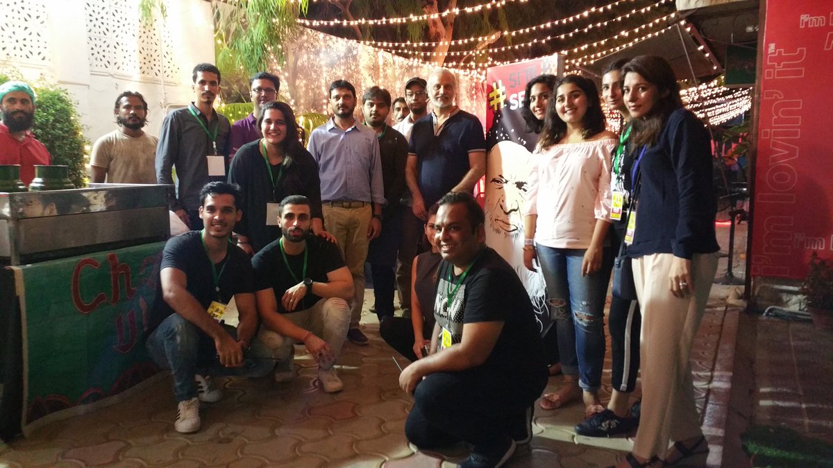 faizanrz's tweet photo. Kudos to the @CityFM89 team for arranging tonight's #SmileTillSehri show. Job well done.
#cityfm89 #blogcoverage https://t.co/5dk9SEp2Ap
