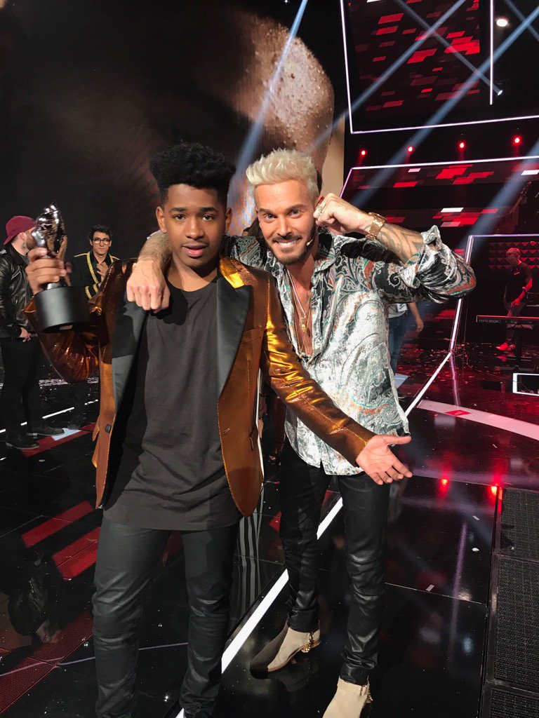 Le grand vainqueur de #thevoice @tf1 <a href="/LisandroCuxi/">Cuxi Boy</a> now