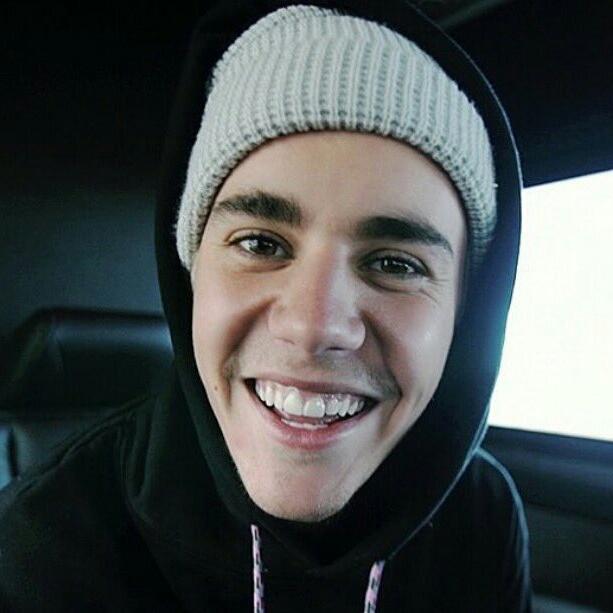 ProjectVoteJus's tweet image. UNIDOS SOMOS MAIS FORTES!! TEMOS QUE CONTINUAR ASSIM , NÃO PODEMOS PERDER ESSE PRÊMIO , O BOLINHO MERECE ELE!!

RT=VOTO

#Justin4MMVA