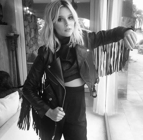 dobbysunshine's tweet photo. Valentina Zenere👑
Rt si te parece linda fav si no https://t.co/HLGV9KqIlB